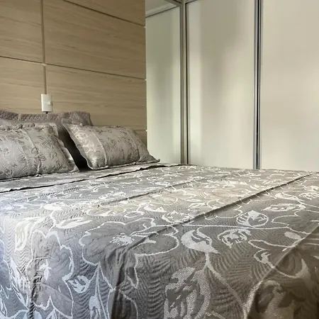 Apartamento No Centro De Curitiba,Bem Localizado E Confortavel Exterior photo
